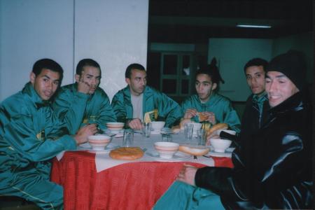 3inda alakl yo3azo almaro aw yohan
